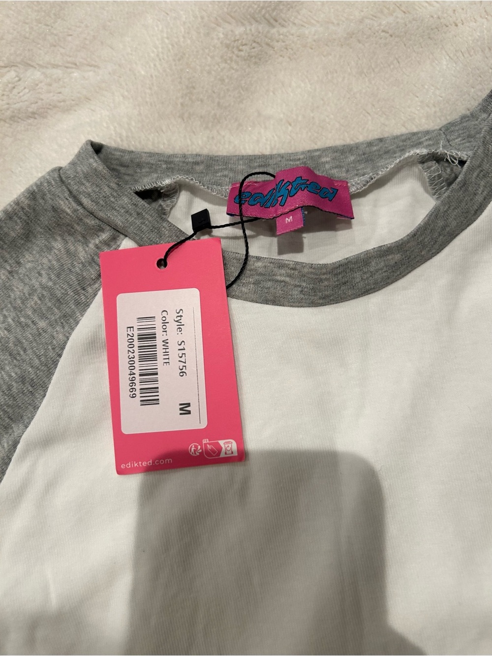 Edikted Raglan Long Sleeve Tee - Picture 3 of 6